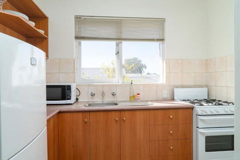 Apartment 25 Burswood - Accommodation Whitsundays 2
