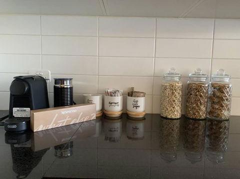 Apartment City Living! - Accommodation Whitsundays 3