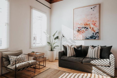 Apartments On Belmore - The Ledger - Accommodation Whitsundays 0