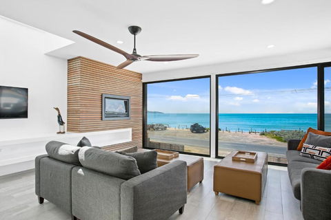 Apollo Bay Beach House - Accommodation Whitsundays 2