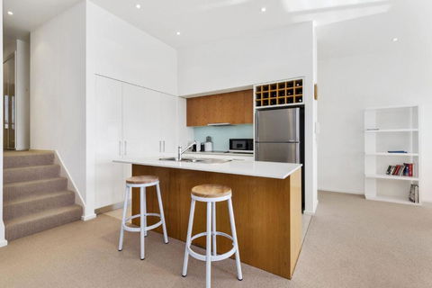 Apollo Blue 11 - Accommodation Whitsundays 4