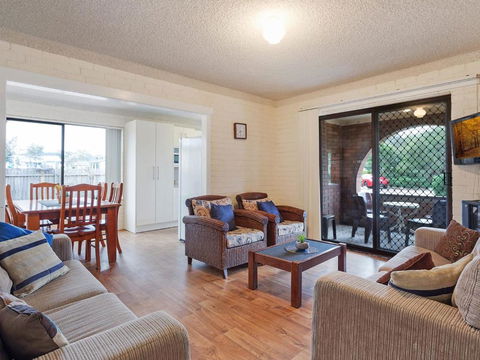 Apollo Unit 20 Ground Floor - Accommodation Whitsundays 0