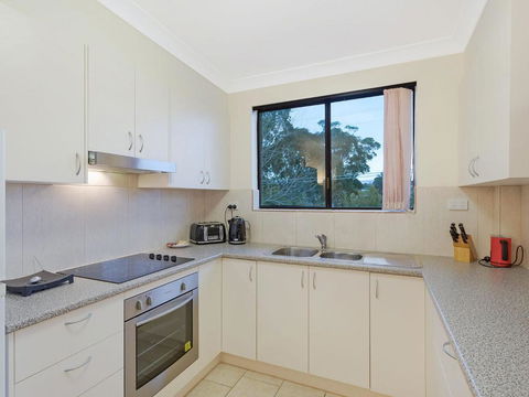 Apollo Unit 8 1st Floor - Accommodation Whitsundays 4