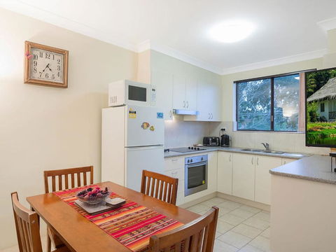 Apollo Unit 8 1st Floor - Accommodation Whitsundays 3