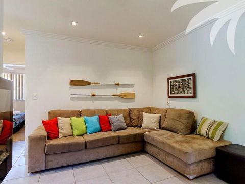 Aqua Apartment 2 - Accommodation Whitsundays 2