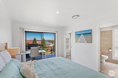 Aquablue Holiday Home - Hot Spa & Pool - 2m Walk To Beaches - Accommodation Whitsundays 2