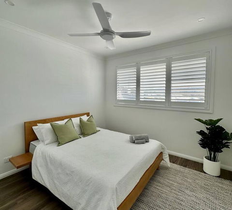 Aquila Beach Retreat - Accommodation Whitsundays 3