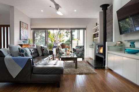 Arabella Meadows - Accommodation Whitsundays 1