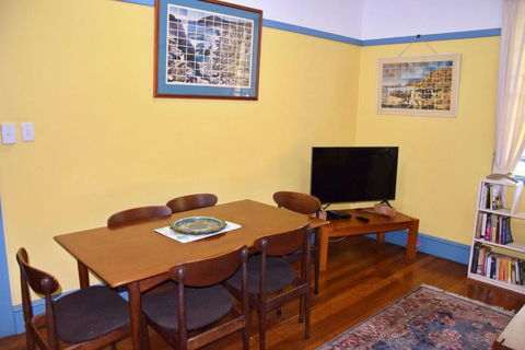 Arakoon House 1 - Bring Your Own Linen - Accommodation Whitsundays 3