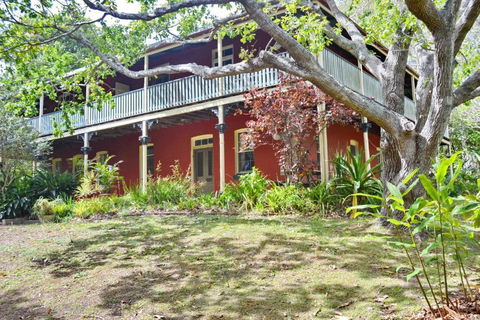 Arakoon House 2 - Bring Your Own Linen - Accommodation Whitsundays 0
