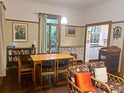 Arakoon House 2 - Bring Your Own Linen - Accommodation Whitsundays 3