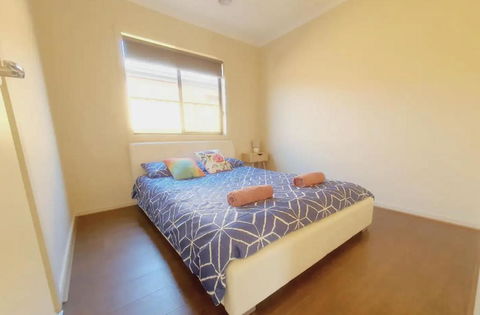 Ararat - Accommodation Whitsundays 4