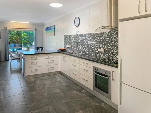 Arcadia Beach Unit 3 - Accommodation Whitsundays 3