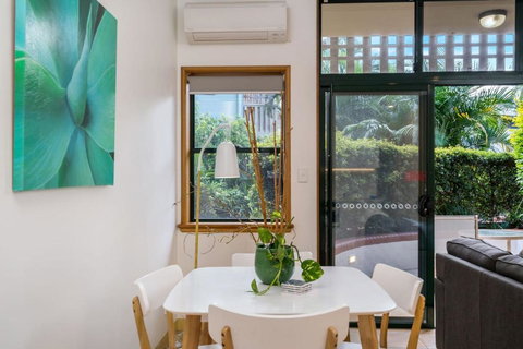 Arcadia - Accommodation Whitsundays 2