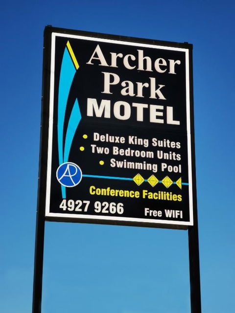 Archer Park Motel - Accommodation Whitsundays 1