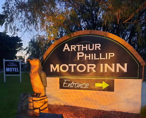 Arthur Phillip Motor Inn - Accommodation Whitsundays 0