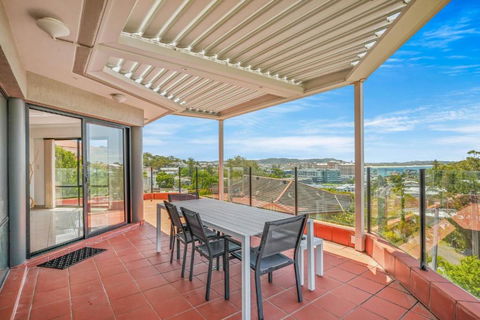 Ash Sienna - Accommodation Whitsundays 2
