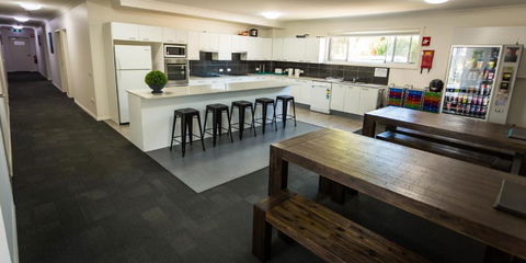 Aspire Newcastle - Accommodation Whitsundays 4