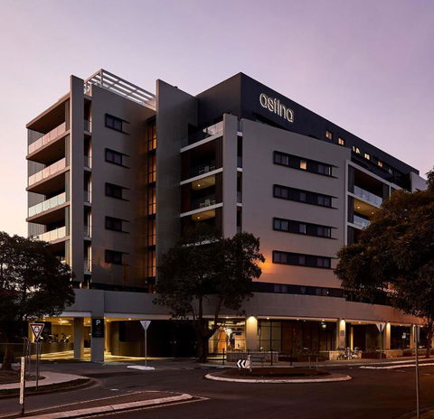 Astina Suites, Penrith - Accommodation Whitsundays 0