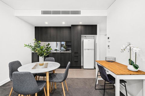 Astra Apartments Wollongong - Accommodation Whitsundays 3