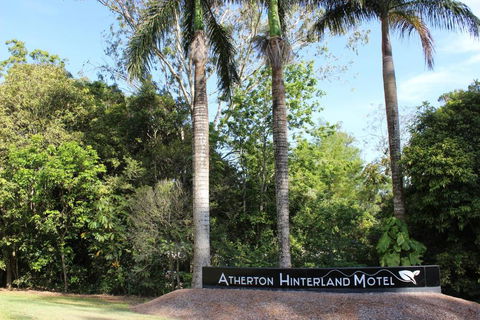 Atherton Hinterland Motel - Accommodation Whitsundays 2