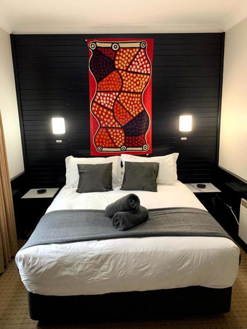 Attunga Alpine Lodge & Apartments - Accommodation Whitsundays 1