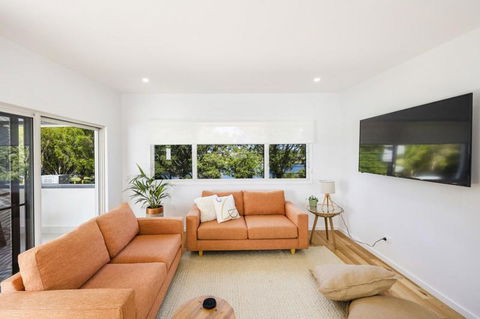 Aura Apartment-LJHooker Yamba - Accommodation Whitsundays 0