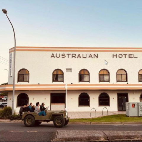 Australian Hotel - Accommodation Whitsundays 0