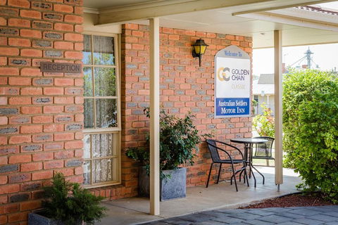 Australian Settlers Motor Inn - Accommodation Whitsundays 3
