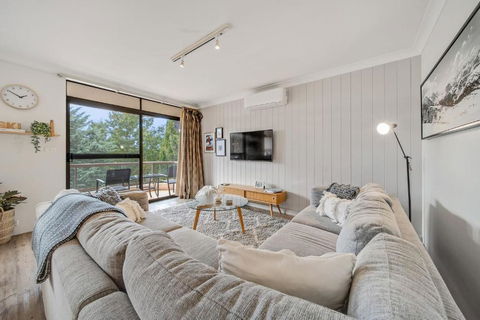 Avalanche 3 - 3BR Apartment L Central Location L Balcony L WiFi - Accommodation Whitsundays 2