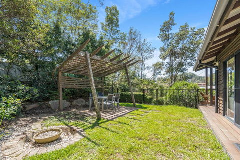 Avoca Beach Living - Accommodation Whitsundays 2