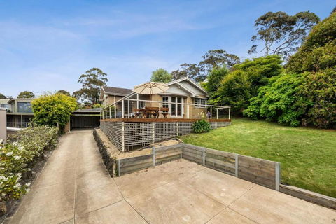 Avonlea - Accommodation Whitsundays 0