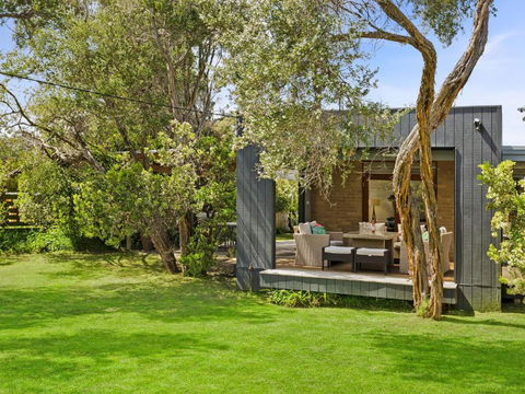 Avonlea Sorrento Holiday House - Accommodation Whitsundays 0