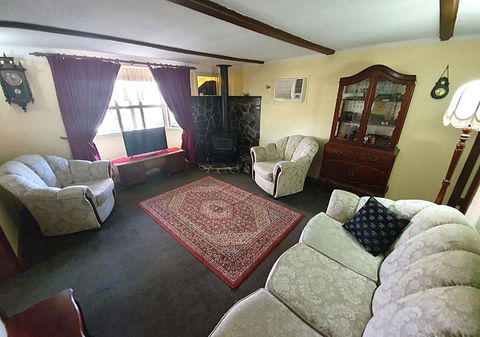 Ayers Burra - Historical 1851 Cottage - Accommodation Whitsundays 0
