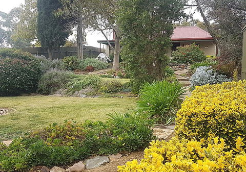 Ayers Burra - Historical 1851 Cottage - Accommodation Whitsundays 3