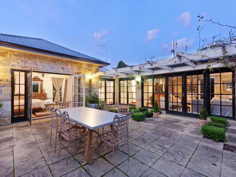 Aylmerton House And Cottage For 14 Southern Highlands - Accommodation Whitsundays 2