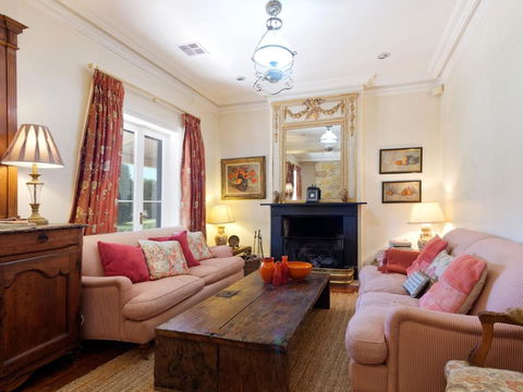 Aylmerton House And Cottage For 14 Southern Highlands - Accommodation Whitsundays 4