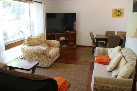 Azalea Cottage, Leura NSW Australia - Accommodation Whitsundays 1