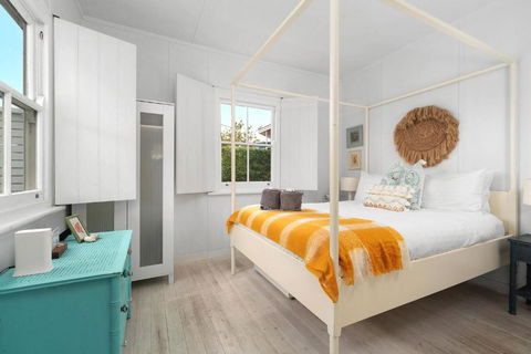 Aurora Quintessential Beachfront Couples Getaway - Accommodation Whitsundays 2