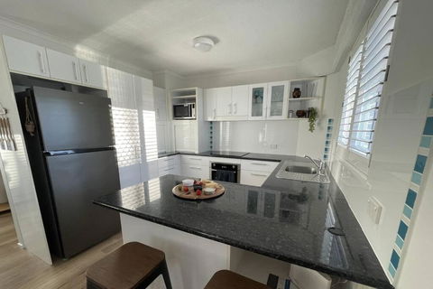 Atlantis Unit 1 - Accommodation Whitsundays 4