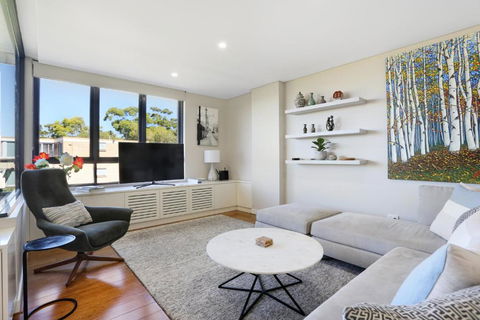 B314S - Waverton Village Heights - Accommodation Whitsundays 1