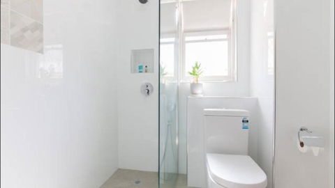 B4 Crawley Apartment 1 BRM & Sleepout Near UWA - Accommodation Whitsundays 4