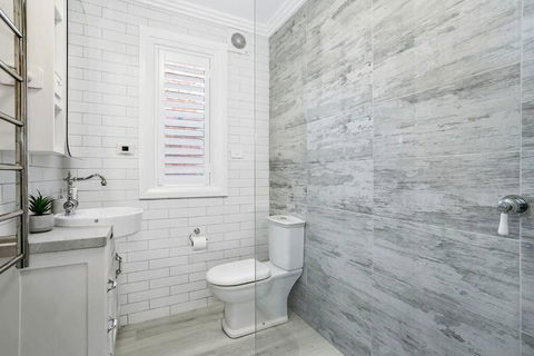 BALO1 - The Esplanade - Mosman - Accommodation Whitsundays 1