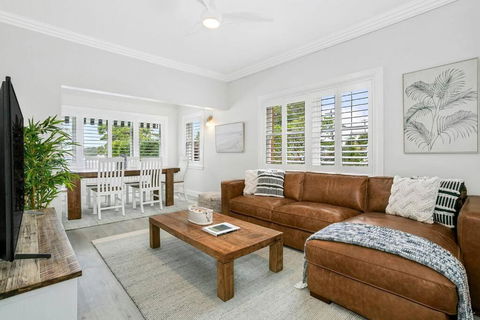 BALO1 - The Esplanade - Mosman - Accommodation Whitsundays 4