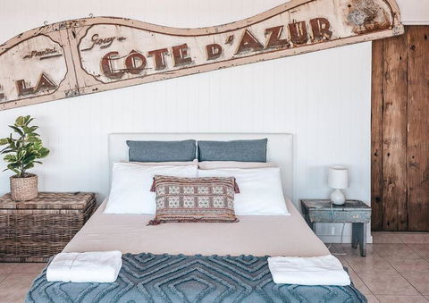 BAY PROPERTIES . Pacific Lodge Studio - Accommodation Whitsundays 4