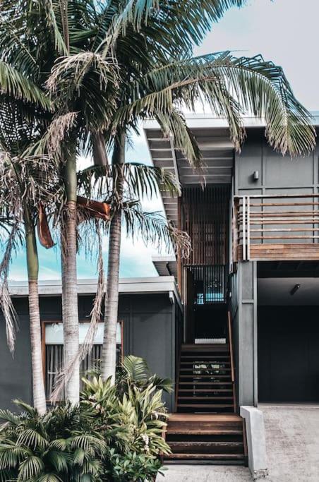 BAY PROPERTIES . The Big Chill - Accommodation Whitsundays 2