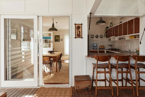 BAY PROPERTIES . The Sailor Shack - Accommodation Whitsundays 2