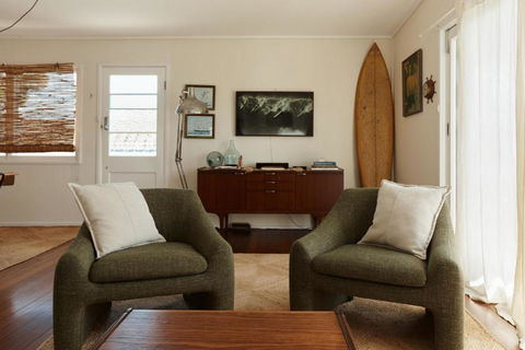BAY PROPERTIES . The Sailor Shack - Accommodation Whitsundays 1