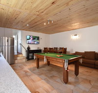 Absolute Waterfront - Accommodation Whitsundays