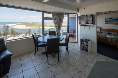 Centrepoint Apartments Caloundra - Accommodation Whitsundays 31